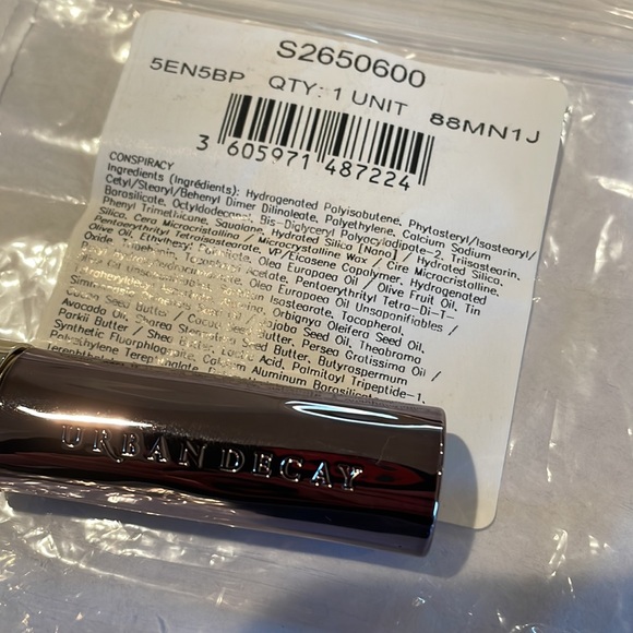 Urban Decay “Conspiracy” Metallized Lipstick - Picture 6 of 7